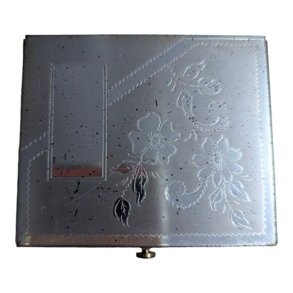 Dorset 5th Avenue Silver and gold tone w/ pads etched flowers engrave space 2x3 - Picture 2 of 15